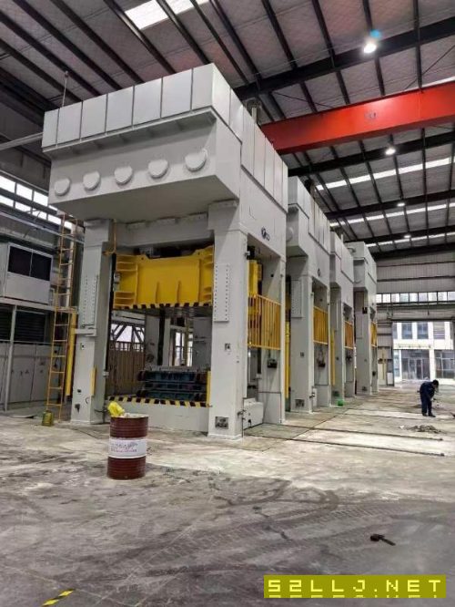 济二四点机械五连线还剩2000吨,800吨,台面:4600X26.