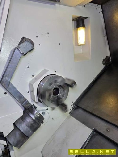 马扎克QTN200/1000车铣复合八寸中通卡盘12工位刀架带.