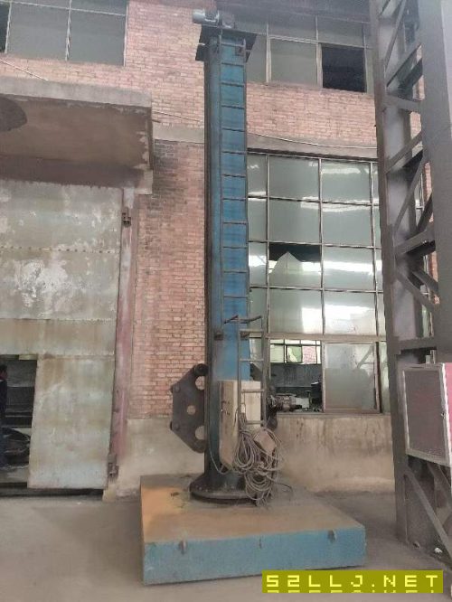 出售一台埋弧焊十字架,4米的,带1000的焊机。