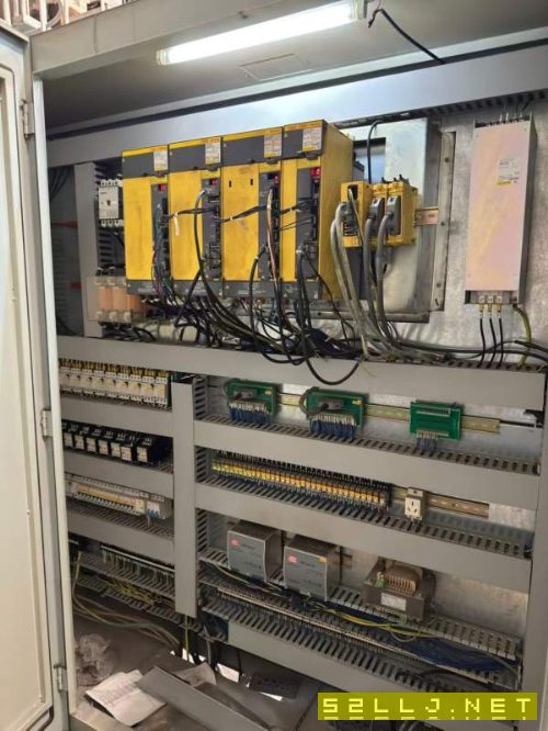 刚刚买下同款二台新瑞3米龙门，工作台2米3米，门宽2.8.