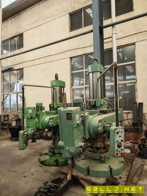 仓库现货，折弯机，万向摇臂钻，重卡汽车后桥壳双面专.