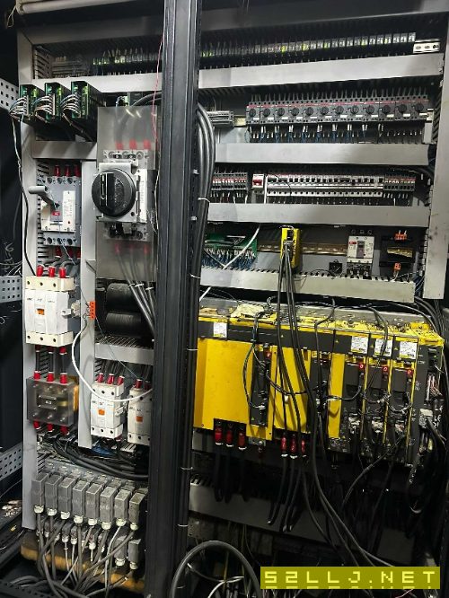 沈阳800双工位卧加,正T床身,2018年出厂,法纳克MF系.