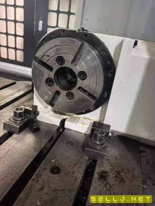 先源1160立式加工中心三轴滚柱导轨.三菱M80系统BT40主.