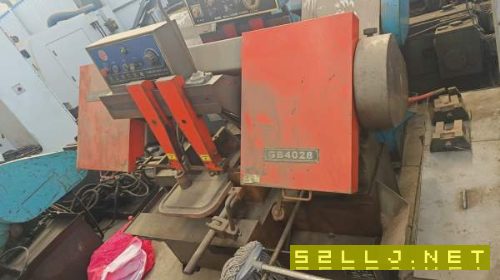 五台锯床清货处理,洛阳仓库。