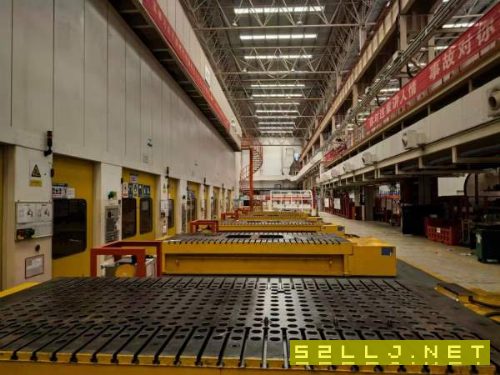 济南二机产,四点多连杆锻压线6000吨,五机联动。带自.