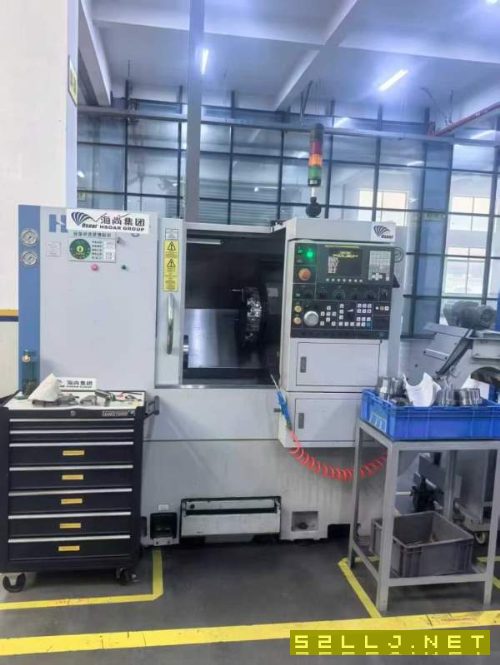 嘎嘎新的哈挺车床,同款三台型号GS-200PLus8寸卡盘,1.