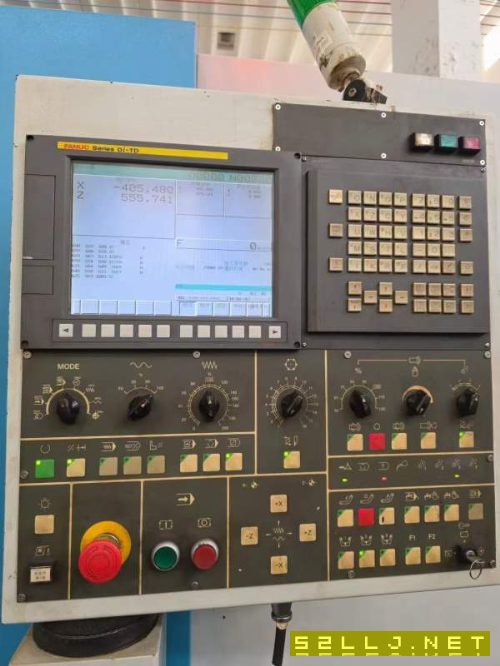 台湾原装立仲CNC-S50/3M重切削数控车床,24寸双液压卡.