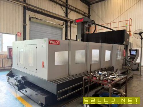 (425图片2台)四川工厂买下8台台湾威立龙门加工中心2.