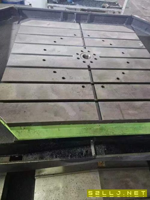 出售9.9成新台湾达佛罗国盛合资大卫DBE110数控镗铣床.