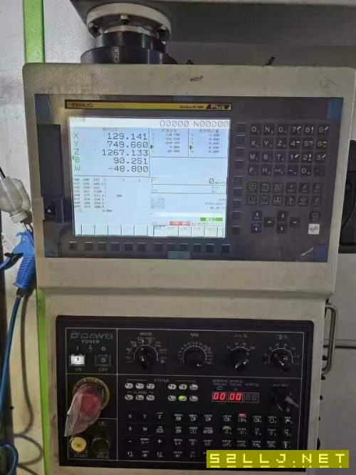 出售9.9成新台湾达佛罗国盛合资大卫DBE110数控镗铣床.