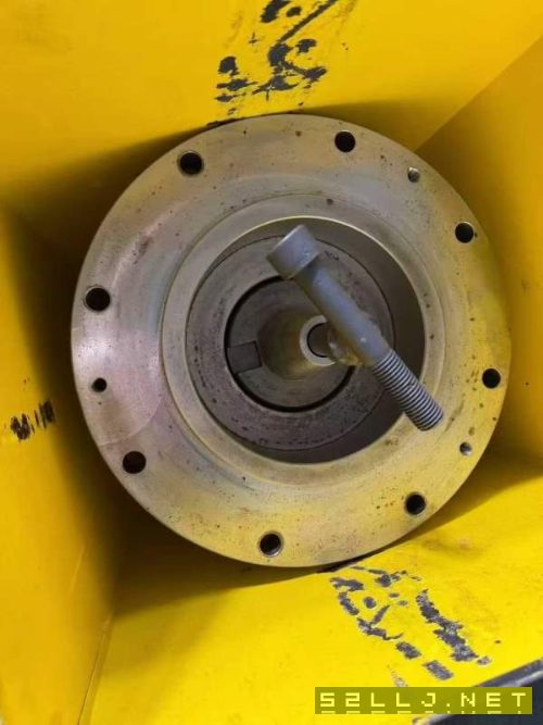 刚刚买下22年到厂纽威6033龙门加工中心工作台台面,门.