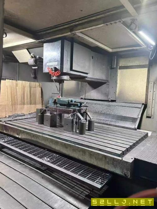 工期到了降价出售牧野F12立加一台、工作台2150/1200、.