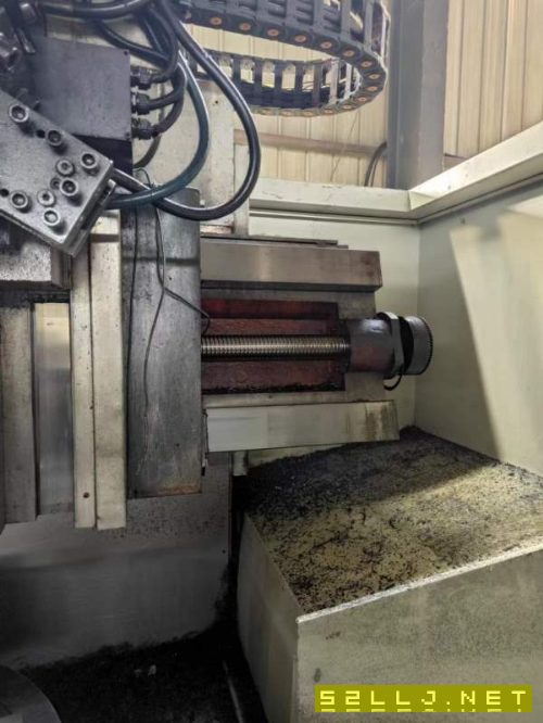 出售两台沈阳数控立车,一台6070,一台8080,机器在位.