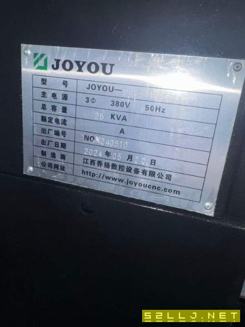 同款两台2024年乔扬1160加工中心,三线滚柱,机械臂刀.