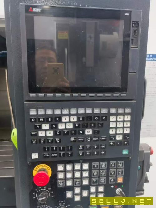 2021年海天精工VMC-1000加工中心，三菱M80系统，主轴.