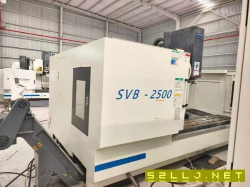 同款4台骏铁2500材型加工中心，法那克mfPlus系统！主.