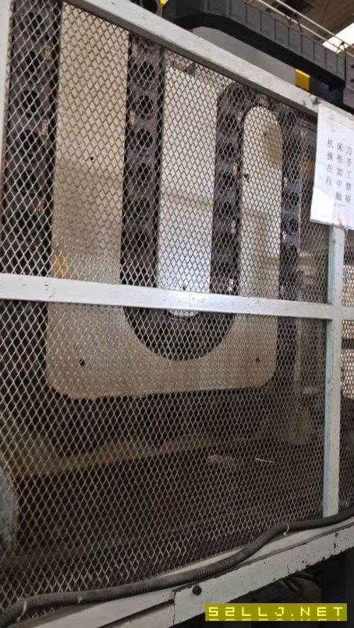 台湾远东数控镗铣床BMC-110R1主轴110-BT50齿轮箱工作.