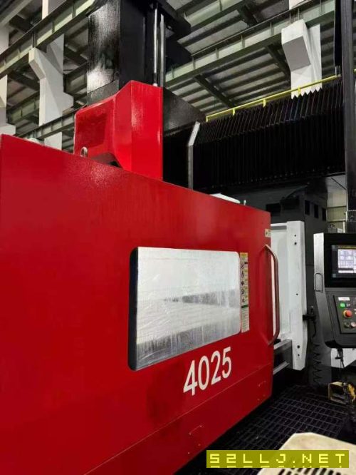 新到23年巨高4025龙门，工作台：1.9米4米1，门宽2.5米.