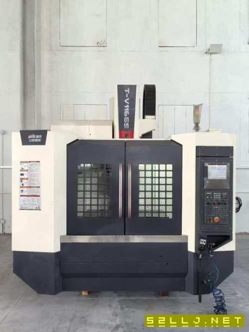 准新台群1165,发那科系统,主轴直连12000转,带24把.