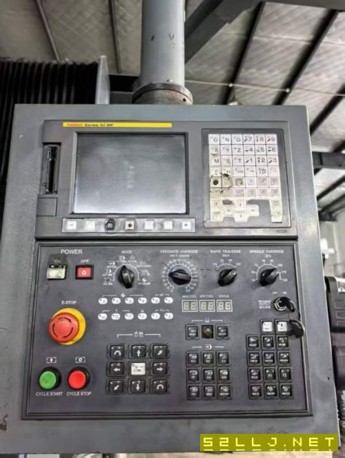 浙江华特3026门龙加工中心两线一硬导轨.发那科0i-MF系.