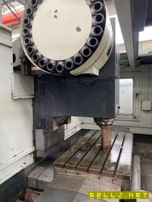 1060加工中心两台,通电即用,性价比很高