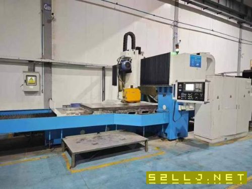 溧阳工厂还有一台杭州2512龙门平面磨工作台2500/1250.