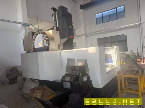 台群1220龙门加工中心三轴滚柱线轨发那科0i-MFplus系.