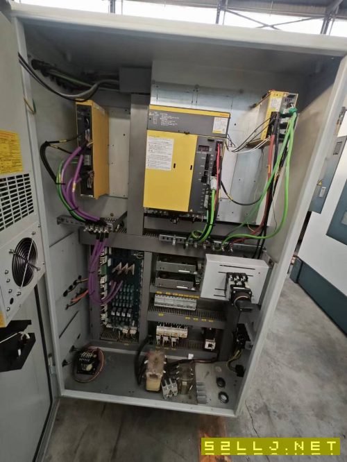 两台程泰GLS1500数控车床，8寸液压卡盘，12工位刀塔，.