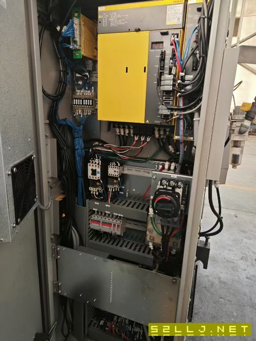 九成新津上M08JII数控车床，2018年出厂，8寸卡盘，8工.