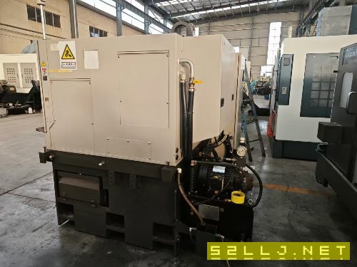 九成新津上M08JII数控车床，2018年出厂，8寸卡盘，8工.