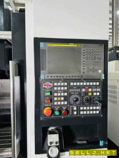 准新南京新浙850加工中心.发那科MF系统.三轴滚柱线轨..