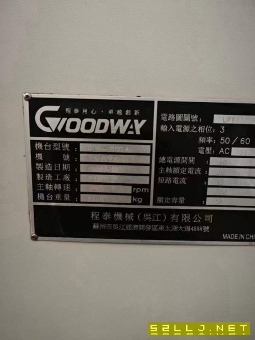 新到两台程泰GLS1500数控车床，6寸液压卡盘，10工位刀.