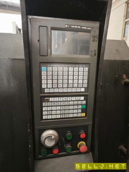 安徽金宇6163x6米数控车床，广数980tdb系统，机器少用.