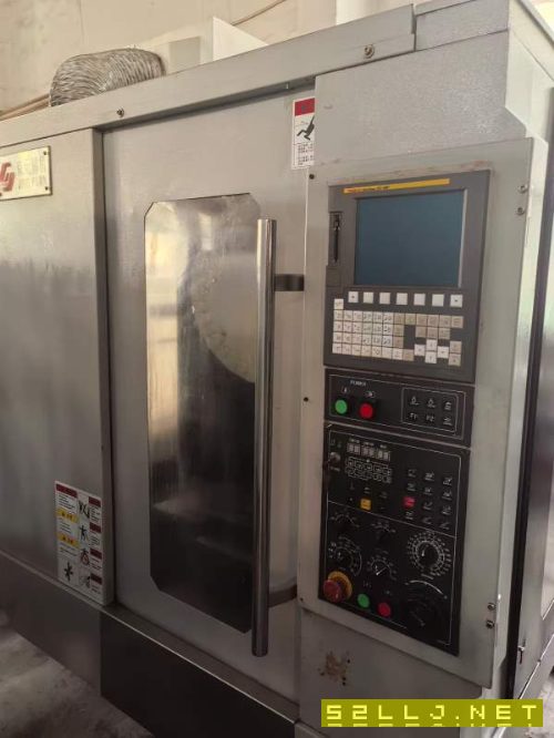 同款四台京元500钻攻中心，16把刀，主轴20000转，发那.