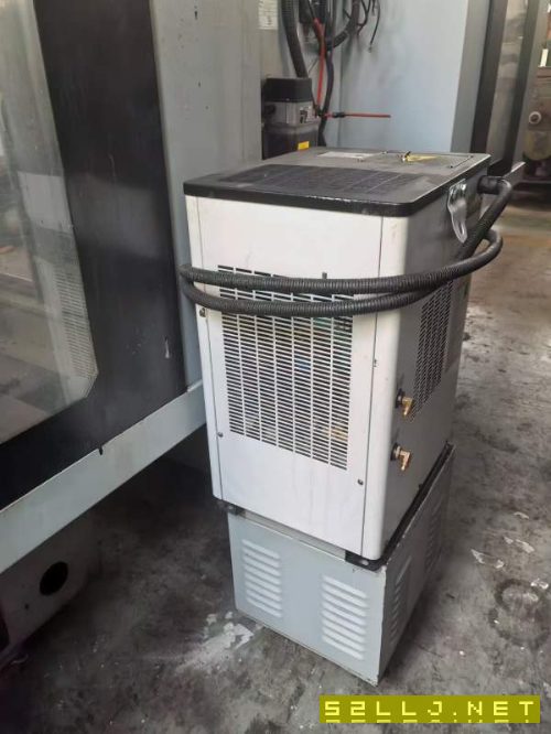 同款四台京元500钻攻中心，16把刀，主轴20000转，发那.