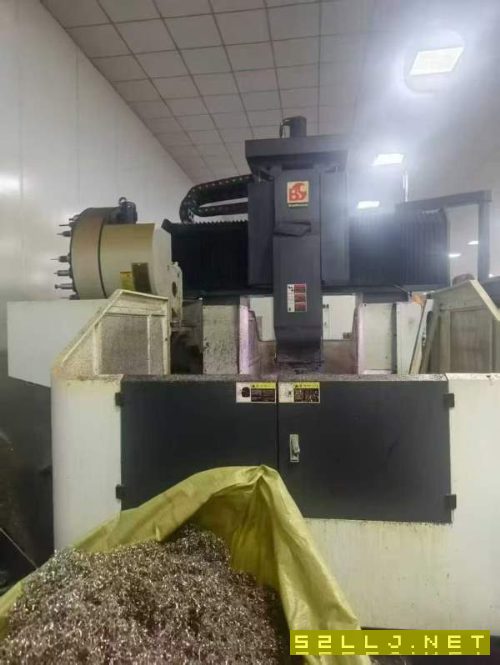 斌盛2013龙门加工中心，两线一硬，带刀臂式刀库，发那.