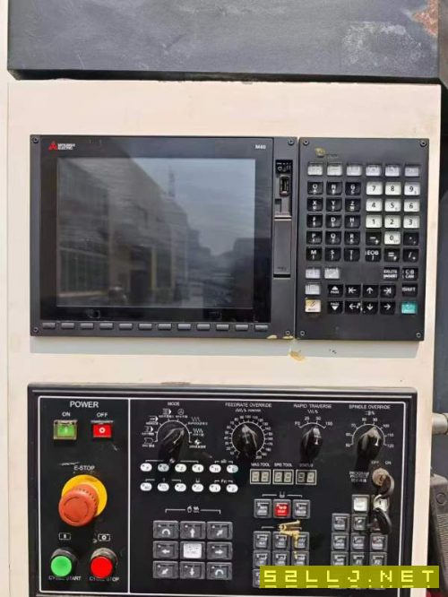 2018年华特855加工中心,便宜好用!系统:三菱M80系统.