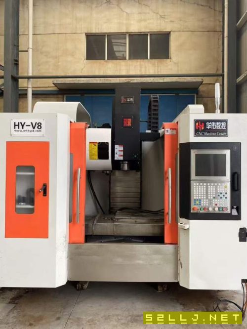 年底清货同款两台华佑850加工中心，三线轨，BT40主轴8.
