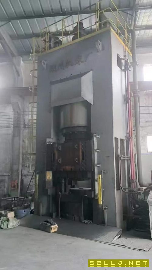 供。湖洲产2500吨模锻油压机,仅试3个工件,现厂位低.