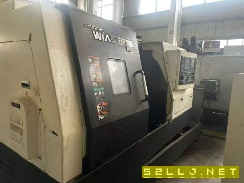 威亚L28010寸卡盘10工位刀架中通卡盘X/Z轴行程:220/1.