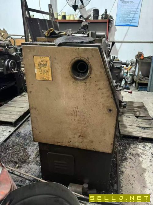 两台沈阳61501米车床批发，无锡提货