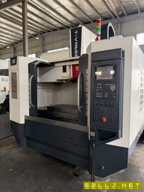 新到一台2023年台群T-V1165S加工中心，发那科OI-MFPlu.