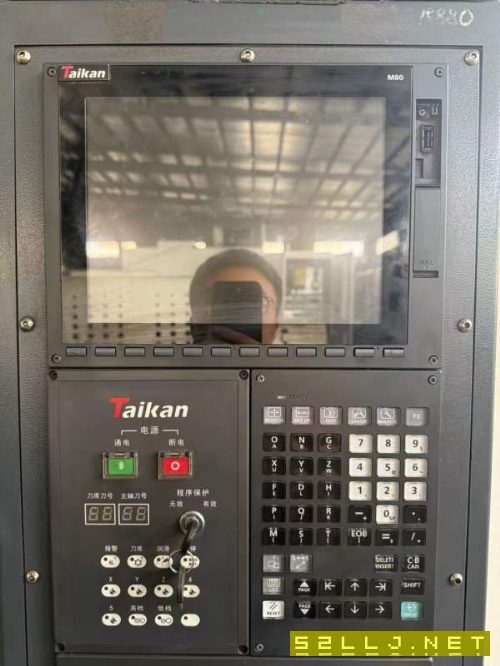 新到一台2023年台群T-V1165S加工中心，发那科OI-MFPlu.