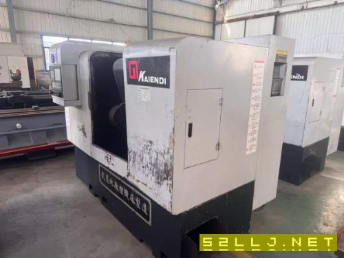 批发:同款四台,斜轨车床,线轨排刀,广数980系统,8.