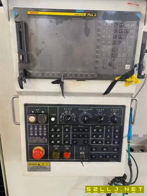 国盛4028龙门加工中心，2022年10月设备9成新带全自动.