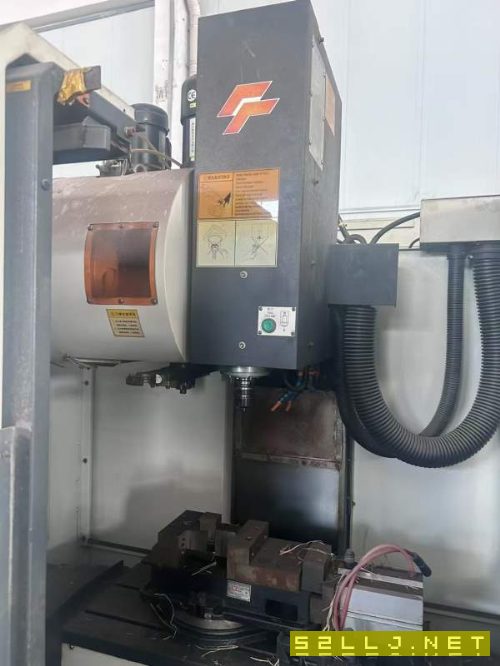 使用2000多多少友佳510A钻功、发那科MD系统、BT30主轴.