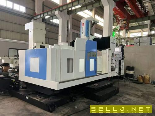 纽威1525数控龙门，工作台2600/1500mm，门宽1800mm，.