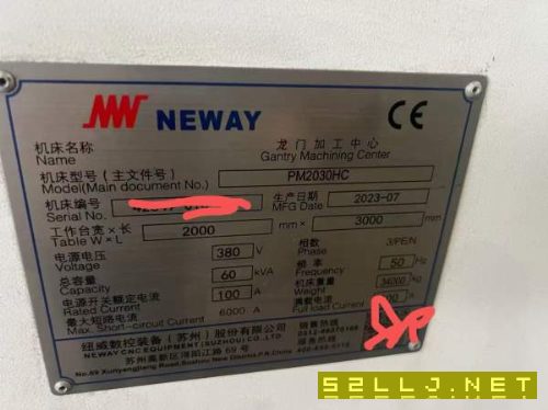 刚刚买下纽威3028龙门加工中心工作台3X2门宽2.8米门高.