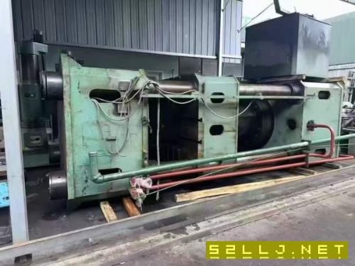 徐州1000吨液压机,台面1.61.6,开口1.5米,油缸行程9.