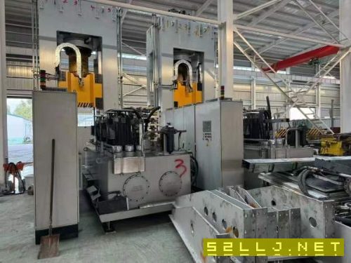 全新1600吨快速锻造油压机,工作台13501400,电机功率.